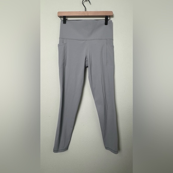 Athleta Salutation Stash 7/8 Tight in Coastline Blue Size Medium Tall MT M/T - Picture 4 of 14